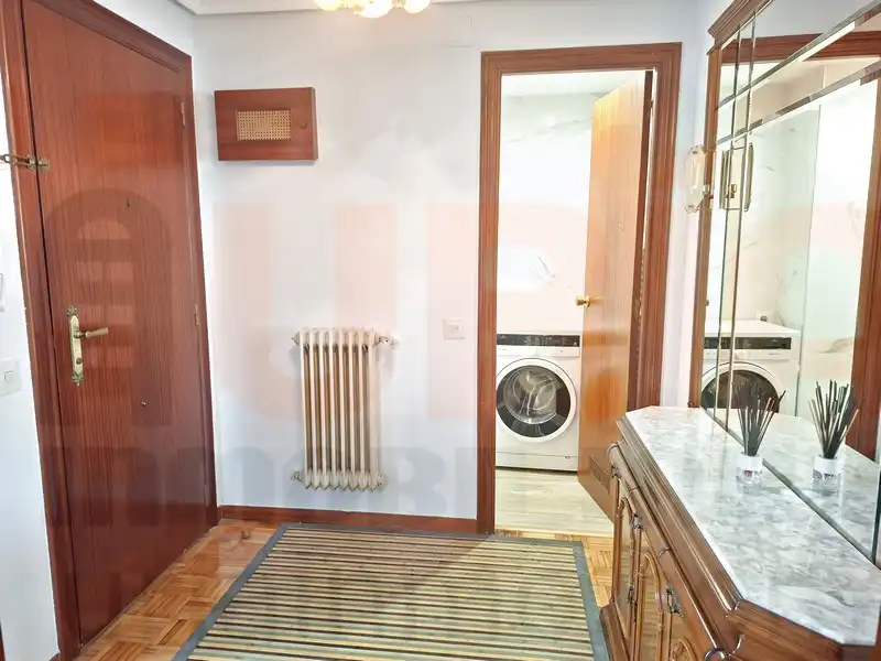 Cocina de Piso de alquiler en Oviedo  con Calefacción, Amueblado y Lavadora