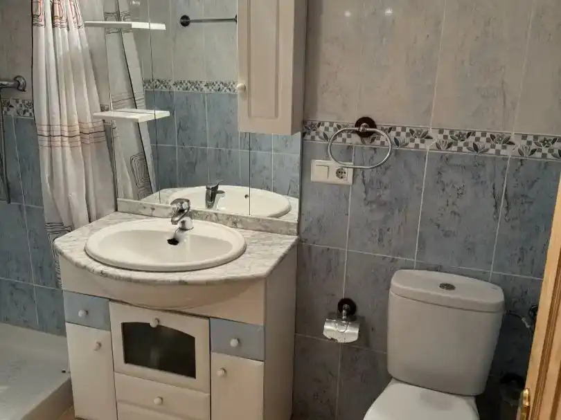 Baño de Casa adosada en venta en Vega del Codorno, Cuenca