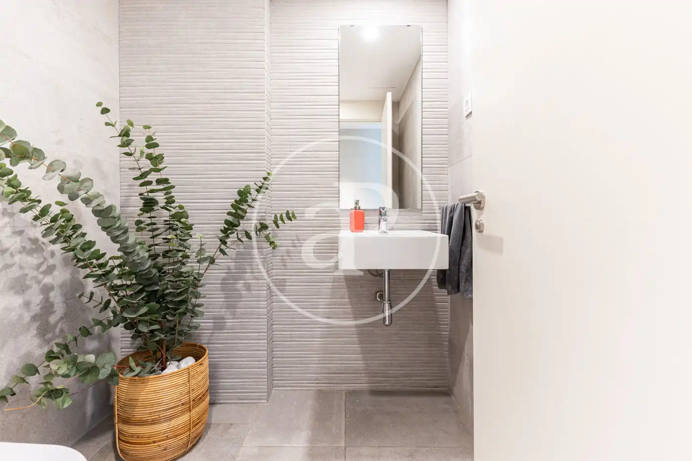 Bathroom of Flat for sale in Sant Cugat del Vallès  with Air Conditioner, Heating and Private garden
