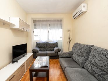 Appartamento con ascensore in affitto a Calle Emperatriz Eugenia 11