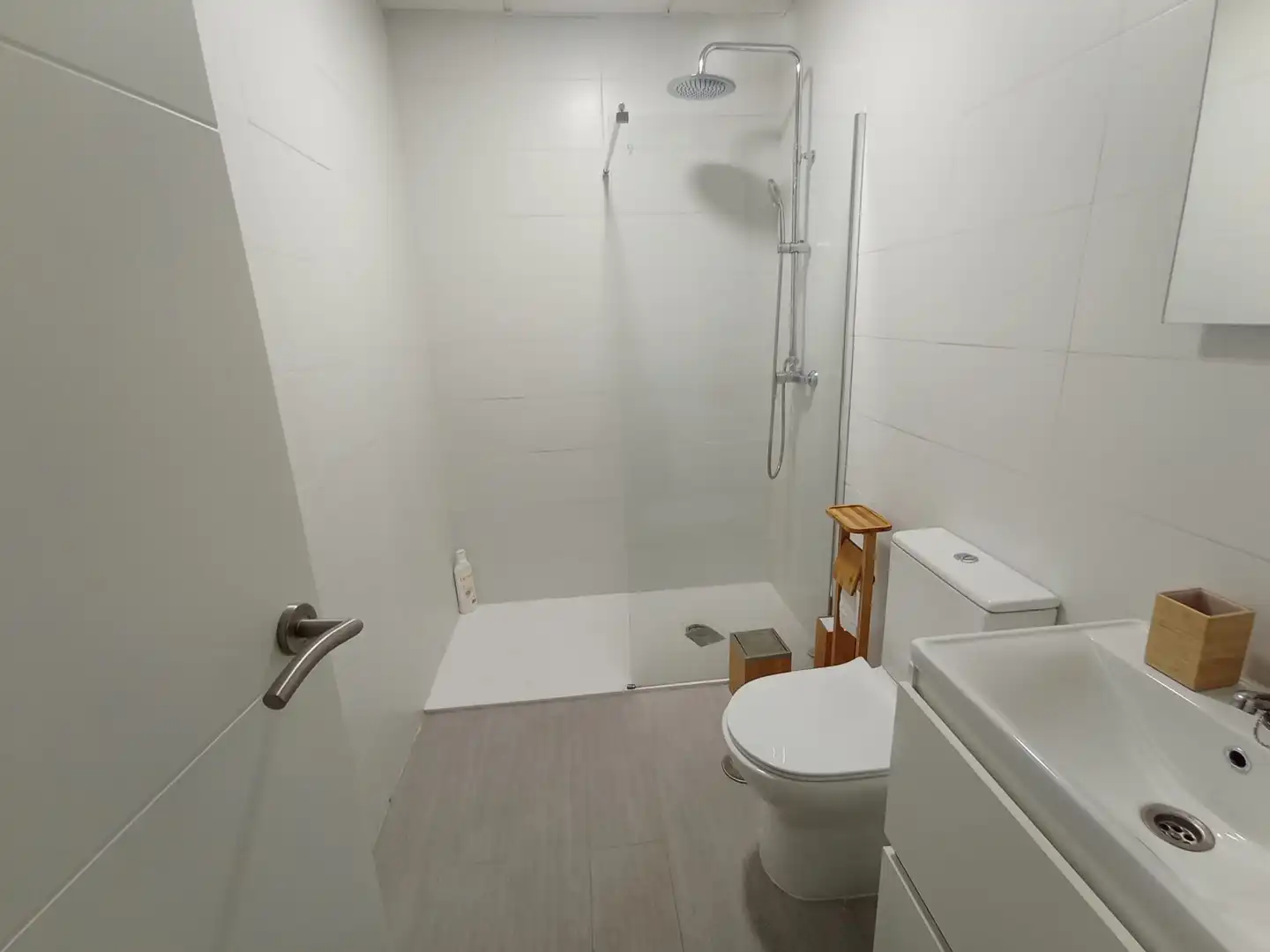 Badezimmer von Geschaftsraum zum Verkauf in Chipiona
