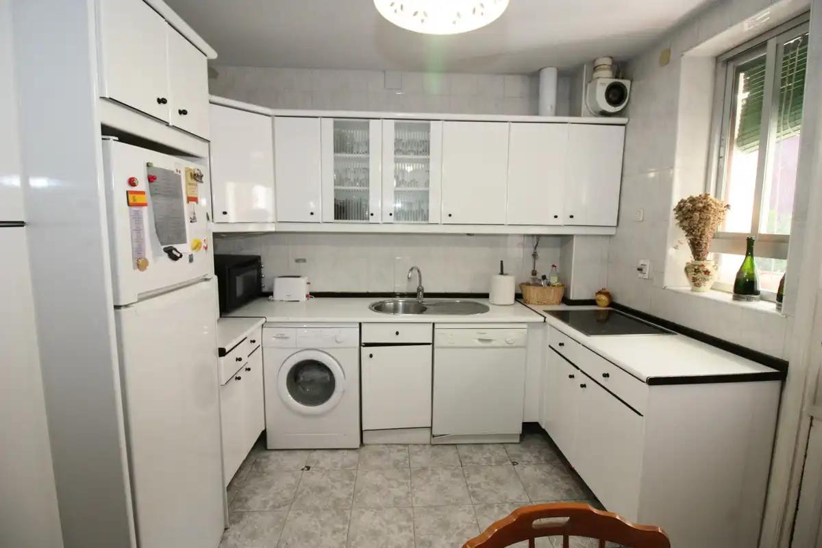Cocina de Edificio en venta en Arenas de San Pedro