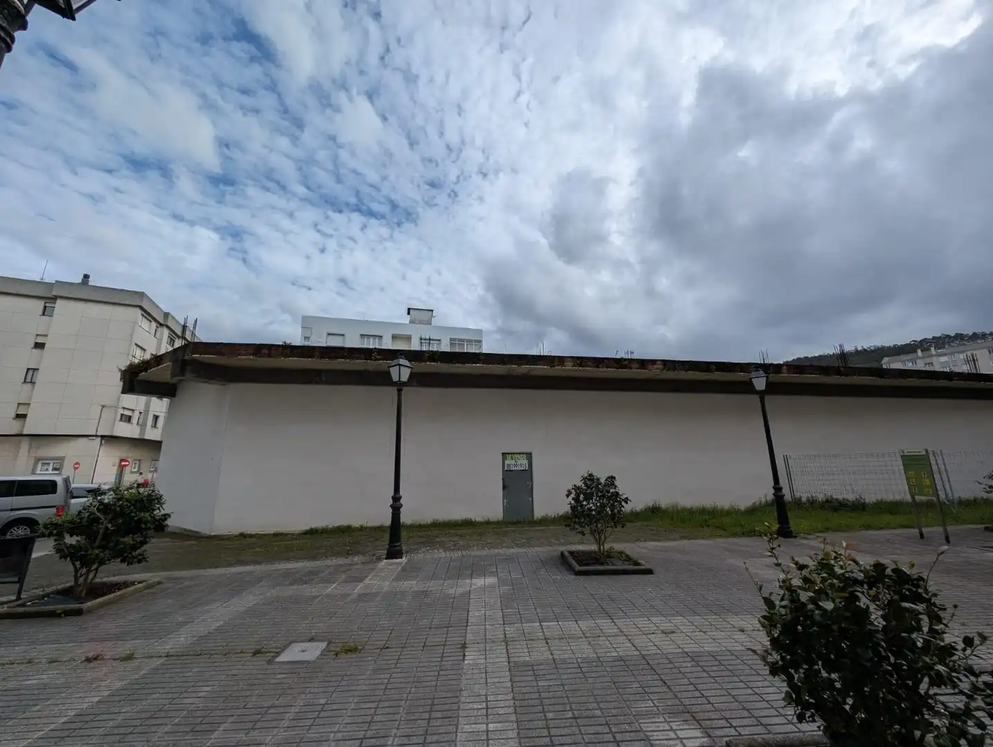 Außenansicht von Gebäude zum Verkauf in Burela