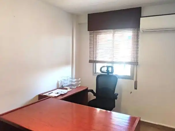 Büro zur Miete in Málaga mit Klimaanlage, Heizung und Möbliert