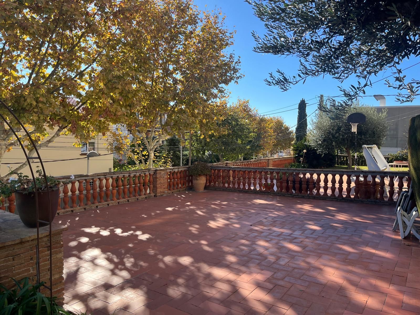 Terrassa de Finca rústica en venda en El Masnou amb Aire condicionat, Calefacció i Jardí privat