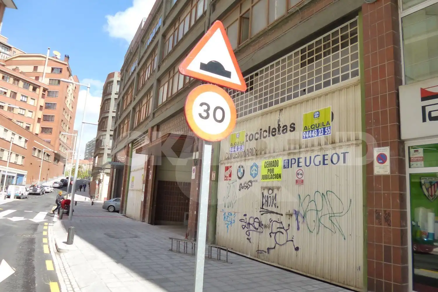 Exterior view of Commercial properties for rent in Bilbao 