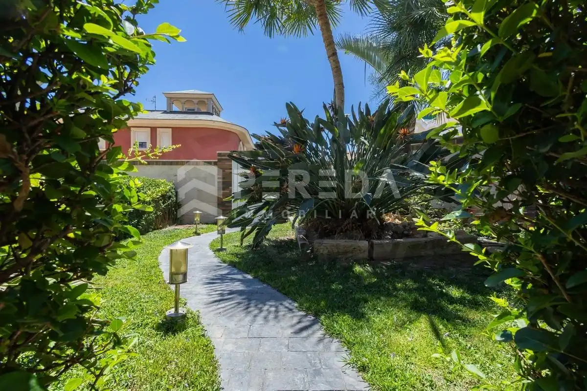Jardín de Casa o chalet en venta en Roquetas de Mar con Aire acondicionado, Jardín privado y Piscina