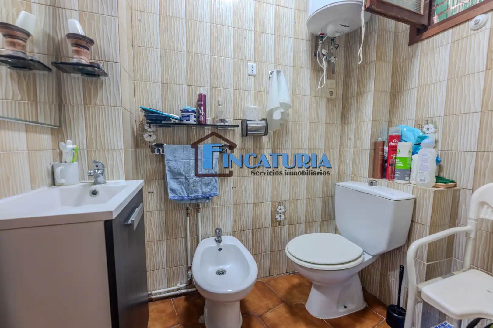 Bany de Casa o xalet en venda en Riba-roja de Túria amb Terrassa