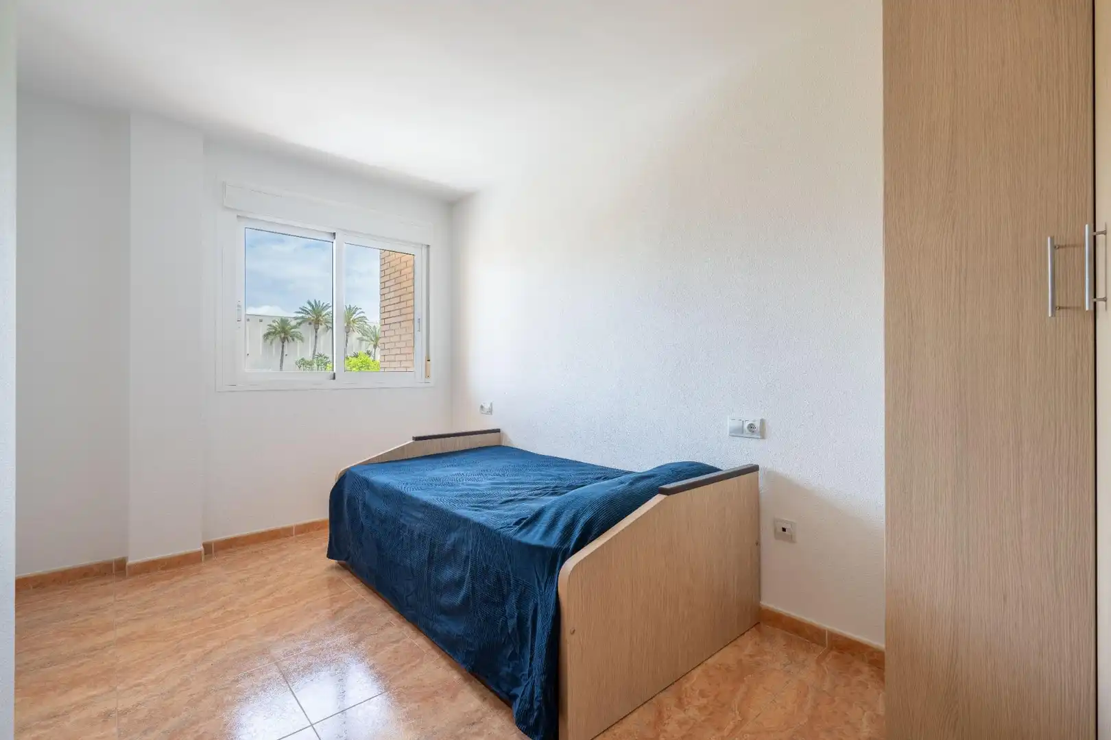 Habitación de Piso en venta en Almería con Aire acondicionado, Calefacción y Terraza
