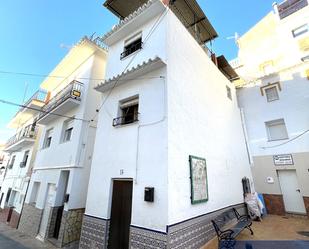 Vista exterior de Casa adosada en venda en Sayalonga