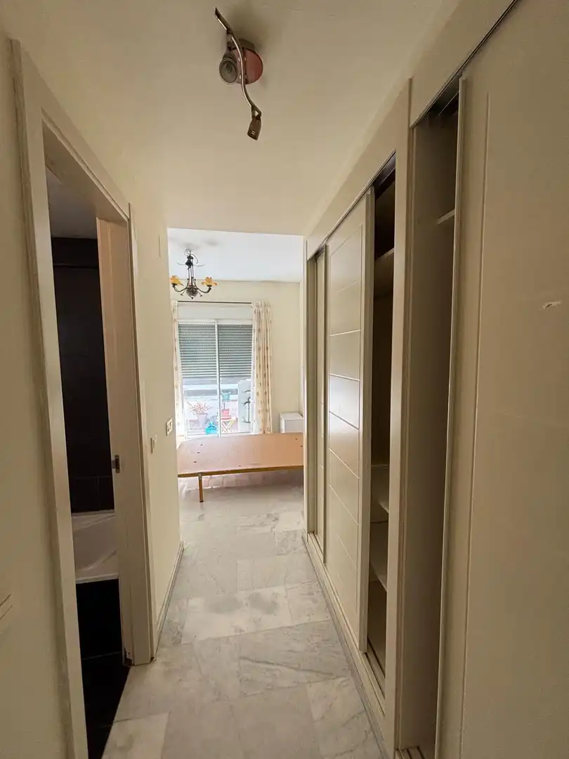 Piso en venta en Estepona con Jardín privado y Piscina comunitaria