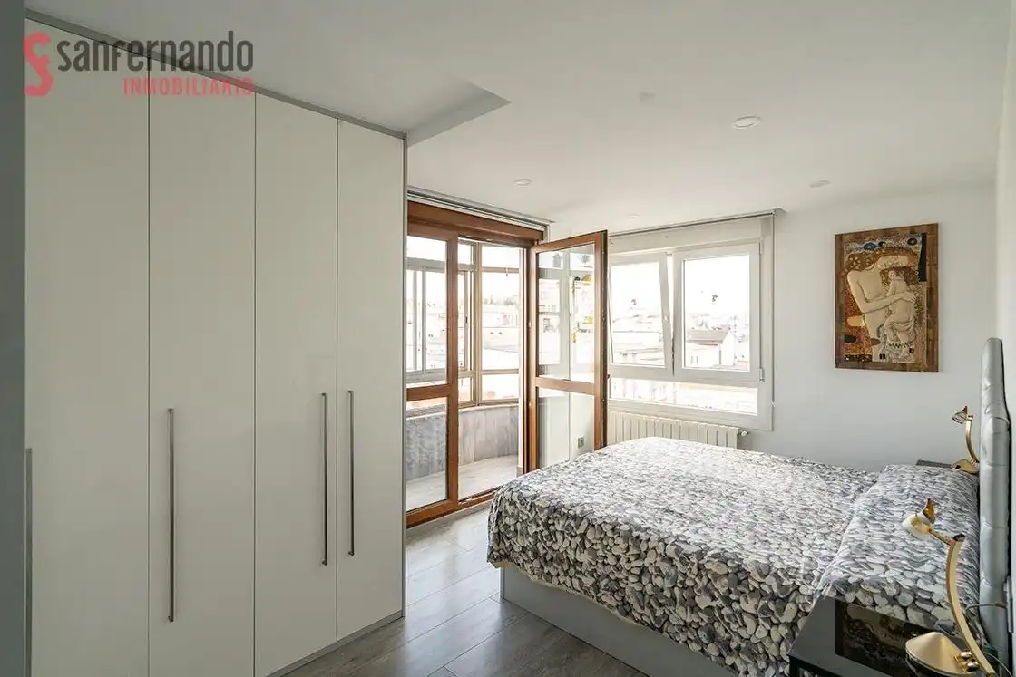Habitación de Piso en venta en Santander con Calefacción y Balcón