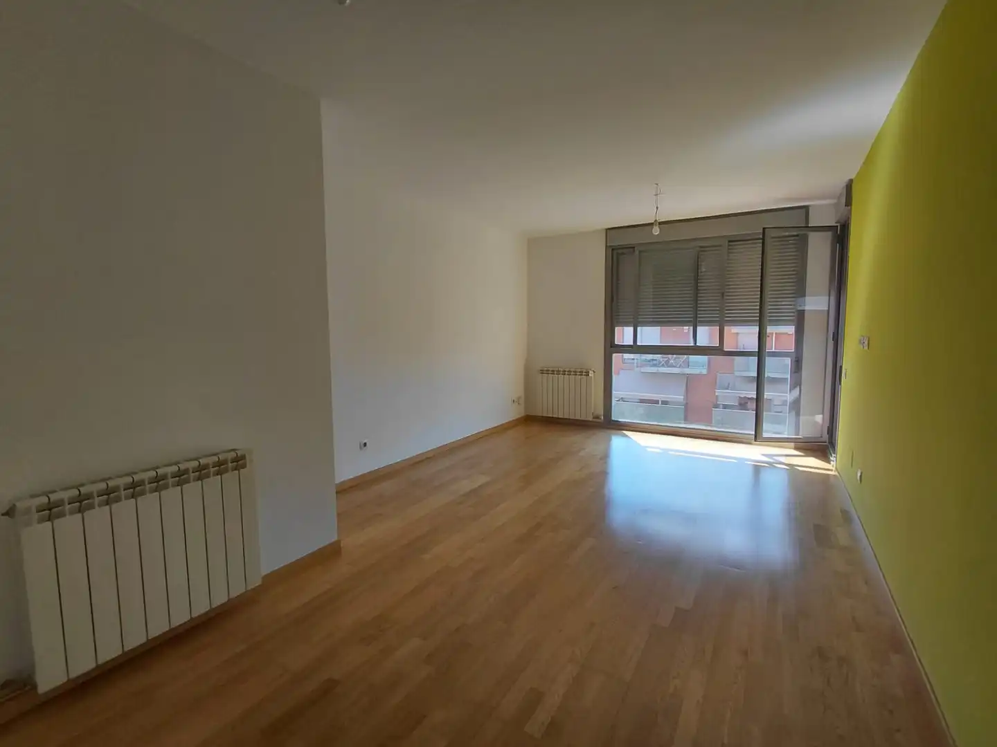 Flat for rent in Carrer de Calderón de la Barca, Mercat