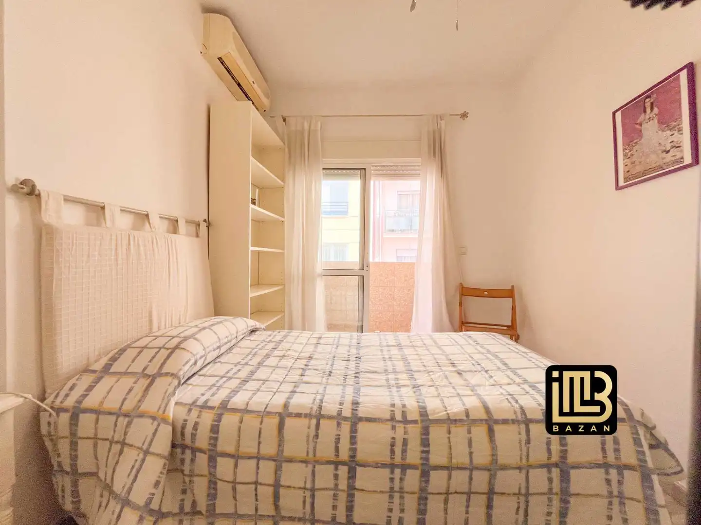 Habitación de Piso de alquiler en Málaga con Aire acondicionado, Terraza y Amueblado