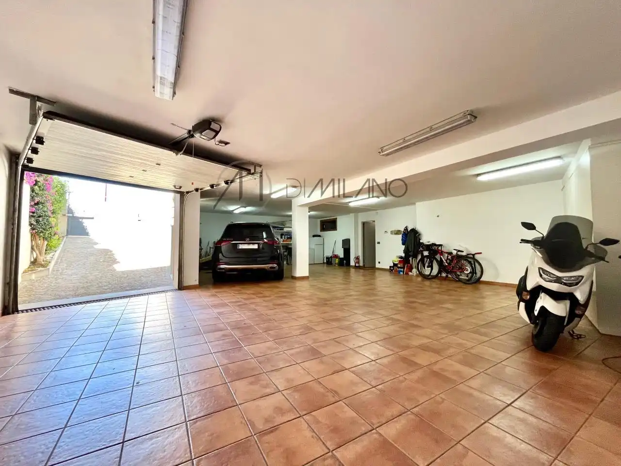 Parking of Houses for sale in Vigo   with Heating, Private garden and Terrace