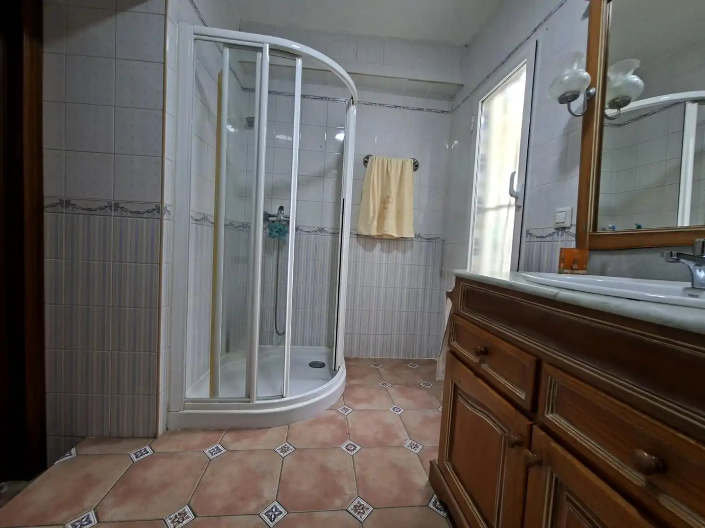 Baño de Piso en venta en Badajoz con Aire acondicionado y Calefacción