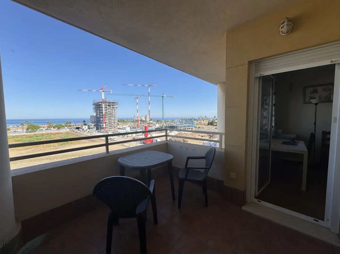 Dormitori de Pis en venda en Málaga amb Aire condicionat, Jardí privat i Terrassa