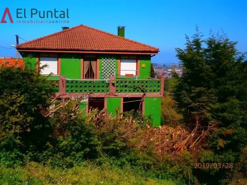 Vista exterior de Casa o chalet en venta en Villaescusa (Cantabria) con Jardín privado, Terraza y Trastero