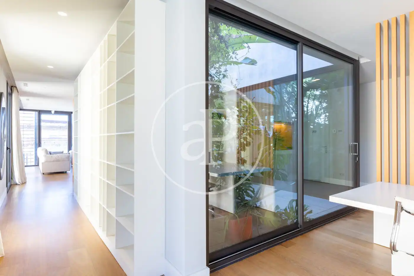 Piso de alquiler en Barcelona con Aire acondicionado, Calefacción y Jardín privado