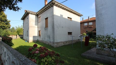 Foto 2 de Casa o chalet en venta en Calle Mies de la Hoya, 19, Los Corrales de Buelna , Cantabria
