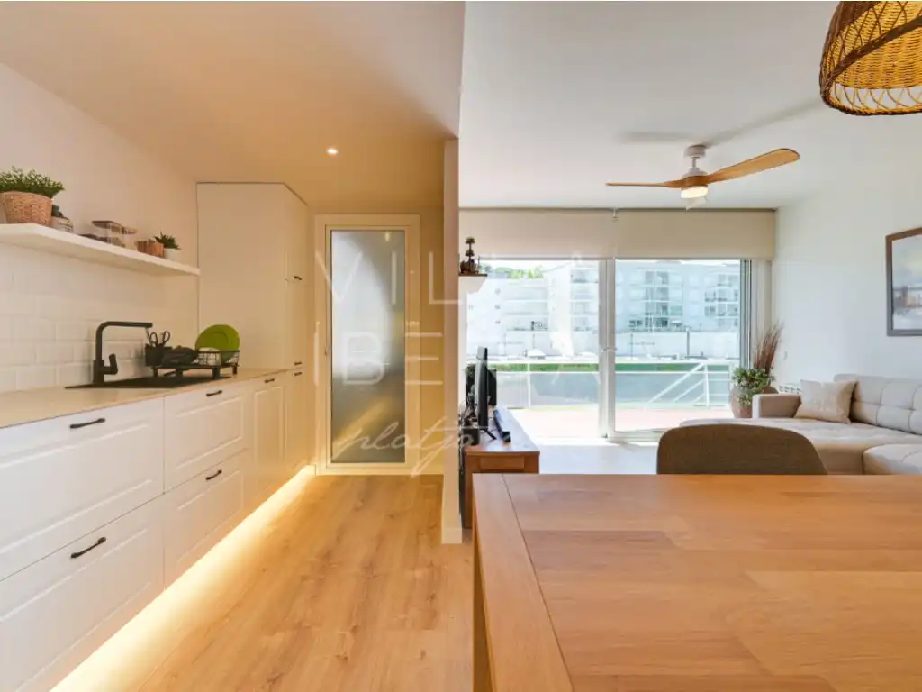 Apartament amb piscina en venda a Avenida Catalans Universals Dels 8, imagen 12