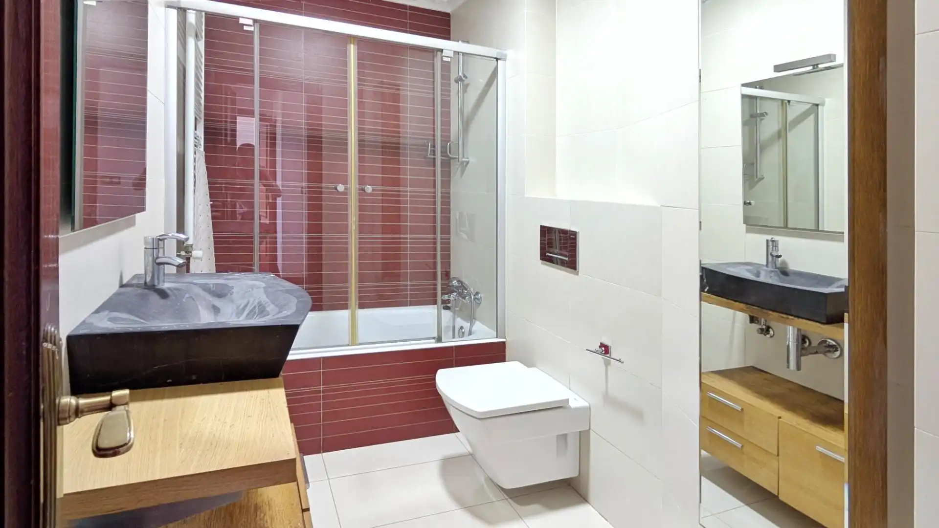 Baño de Dúplex en venta en El Astillero   con Calefacción, Terraza y Trastero