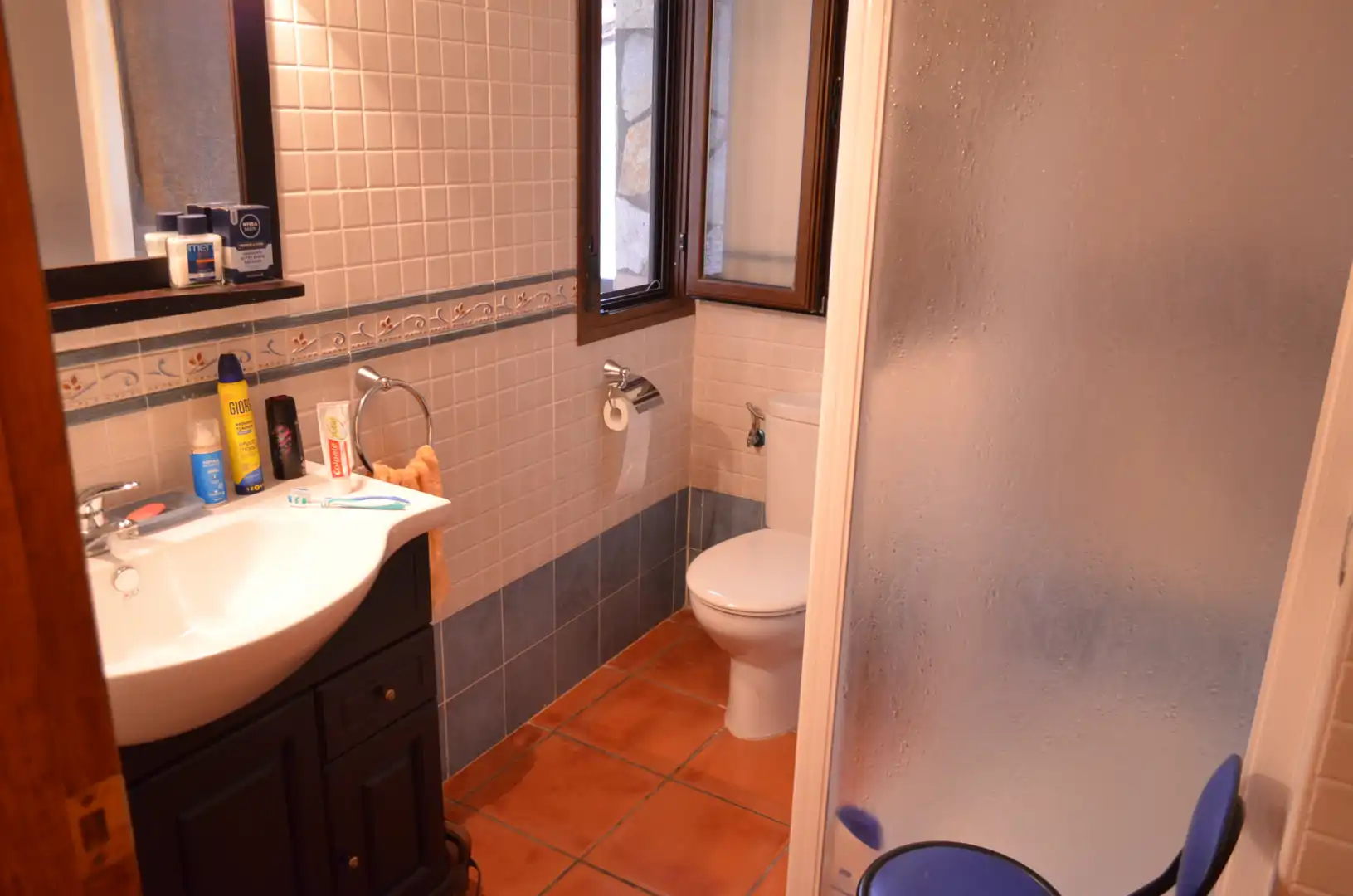 Bathroom of Houses for sale in El Torno   with Air Conditioner, Heating and Furnished
