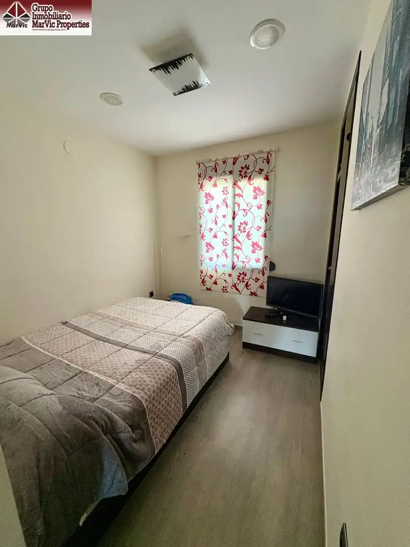 Habitación de Casa o chalet en venta en L'Alfàs del Pi con Aire acondicionado, Calefacción y Terraza