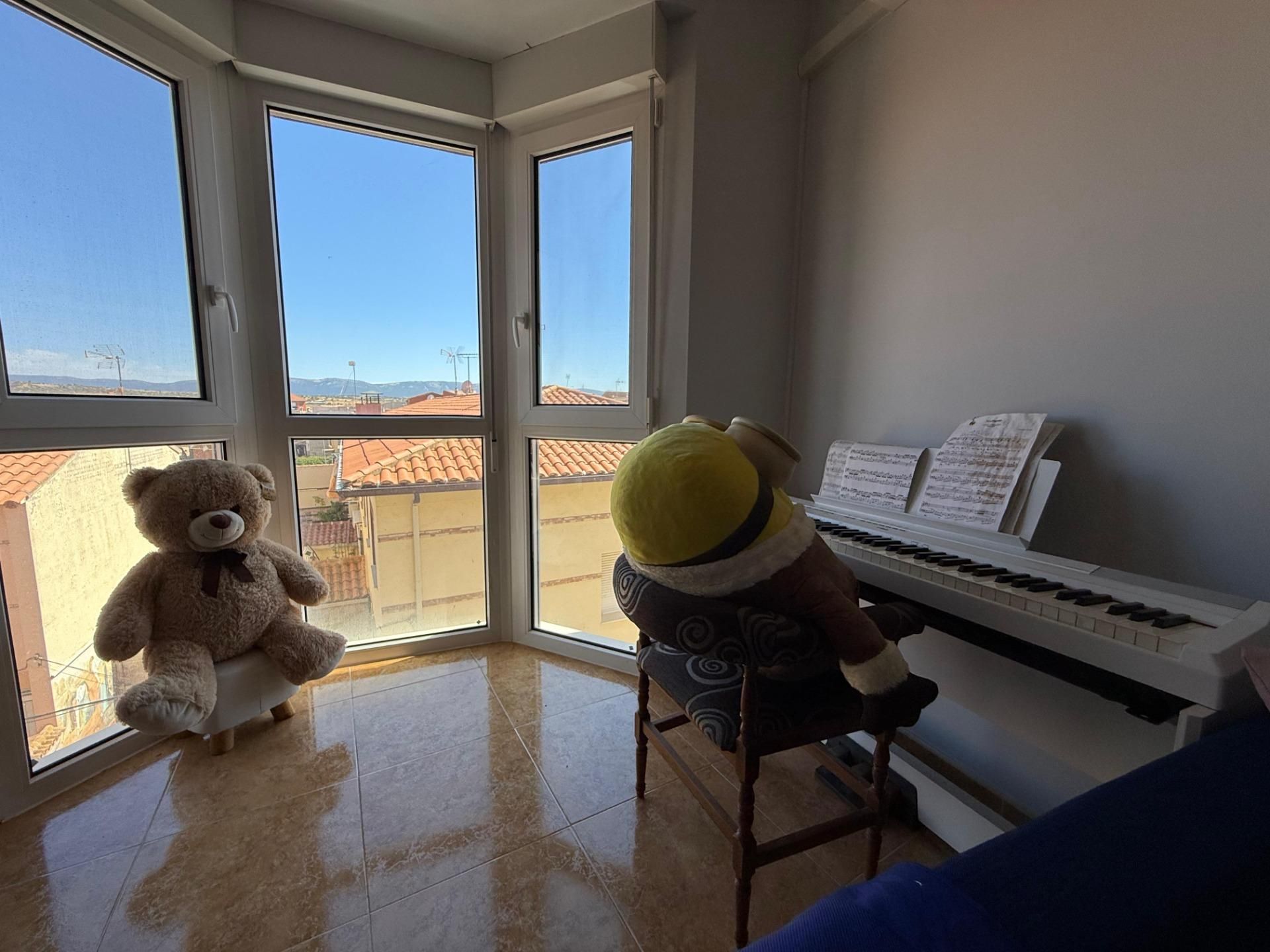 Living room of Flat for sale in Pulgar  with Air Conditioner and Heating