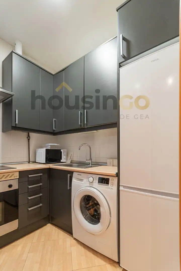 Cocina de Piso de alquiler en Madrid con Aire acondicionado, Calefacción y Amueblado