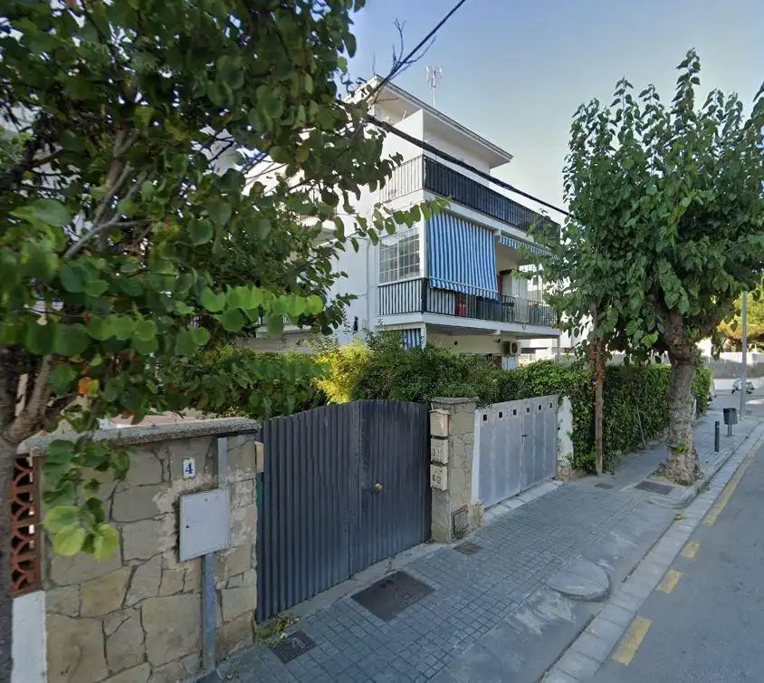 Piso con terraza en venta en ARAGO 4, imagen 2