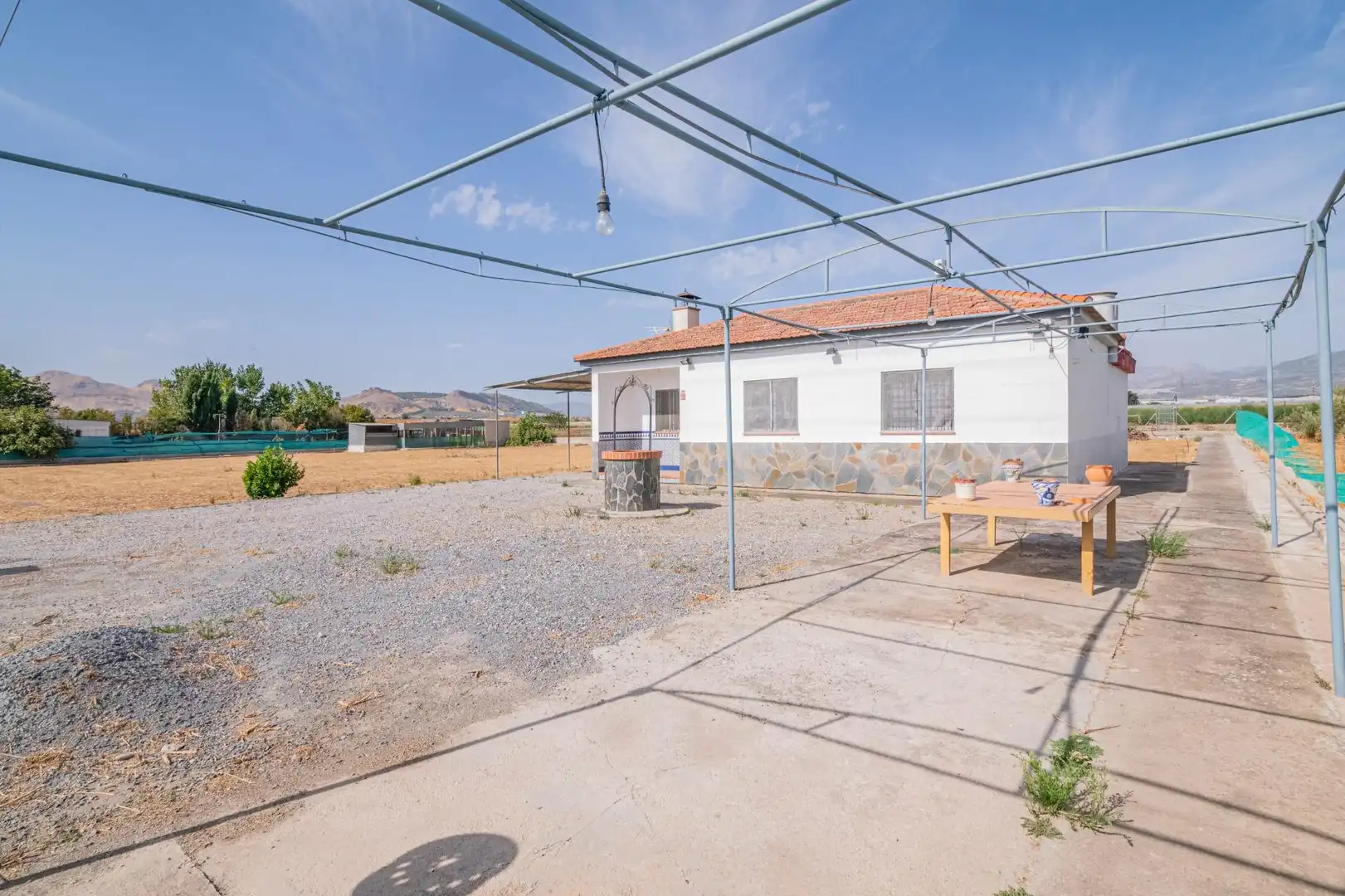 Vista exterior de Finca rústica en venda en Granada amb Moblat