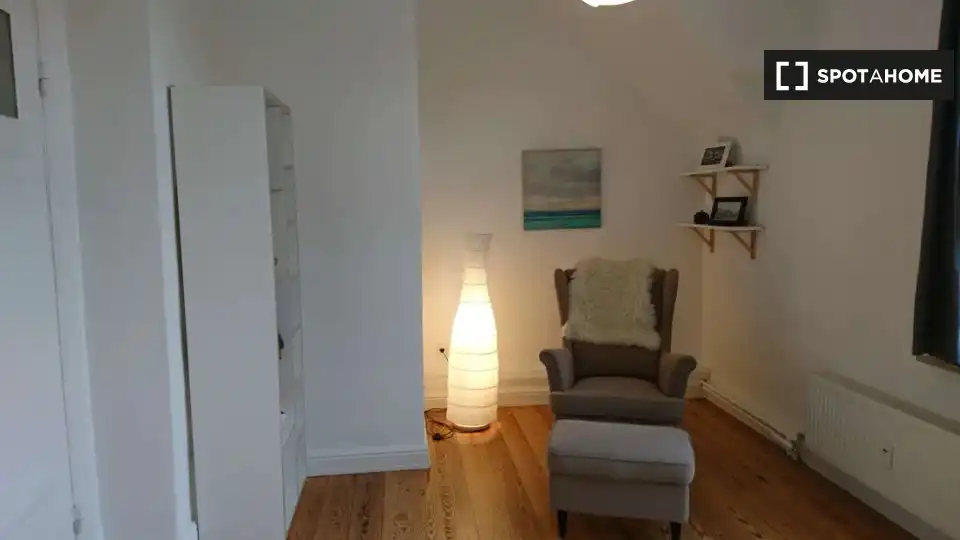 Sala de estar de Apartamento para compartir en Monesma y Cajigar con Aire acondicionado, Terraza y Amueblado