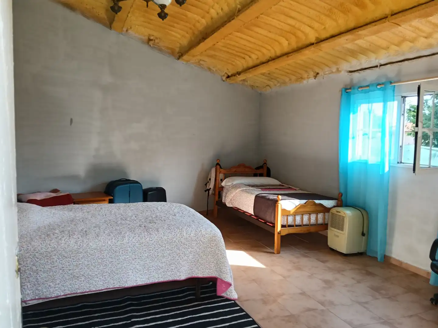 Schlafzimmer von Einfamilien-Reihenhaus zum Verkauf in Carral mit Privatgarten und Abstellraum