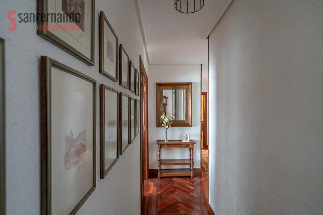 Piso en venta en Corvera de Toranzo con Calefacción
