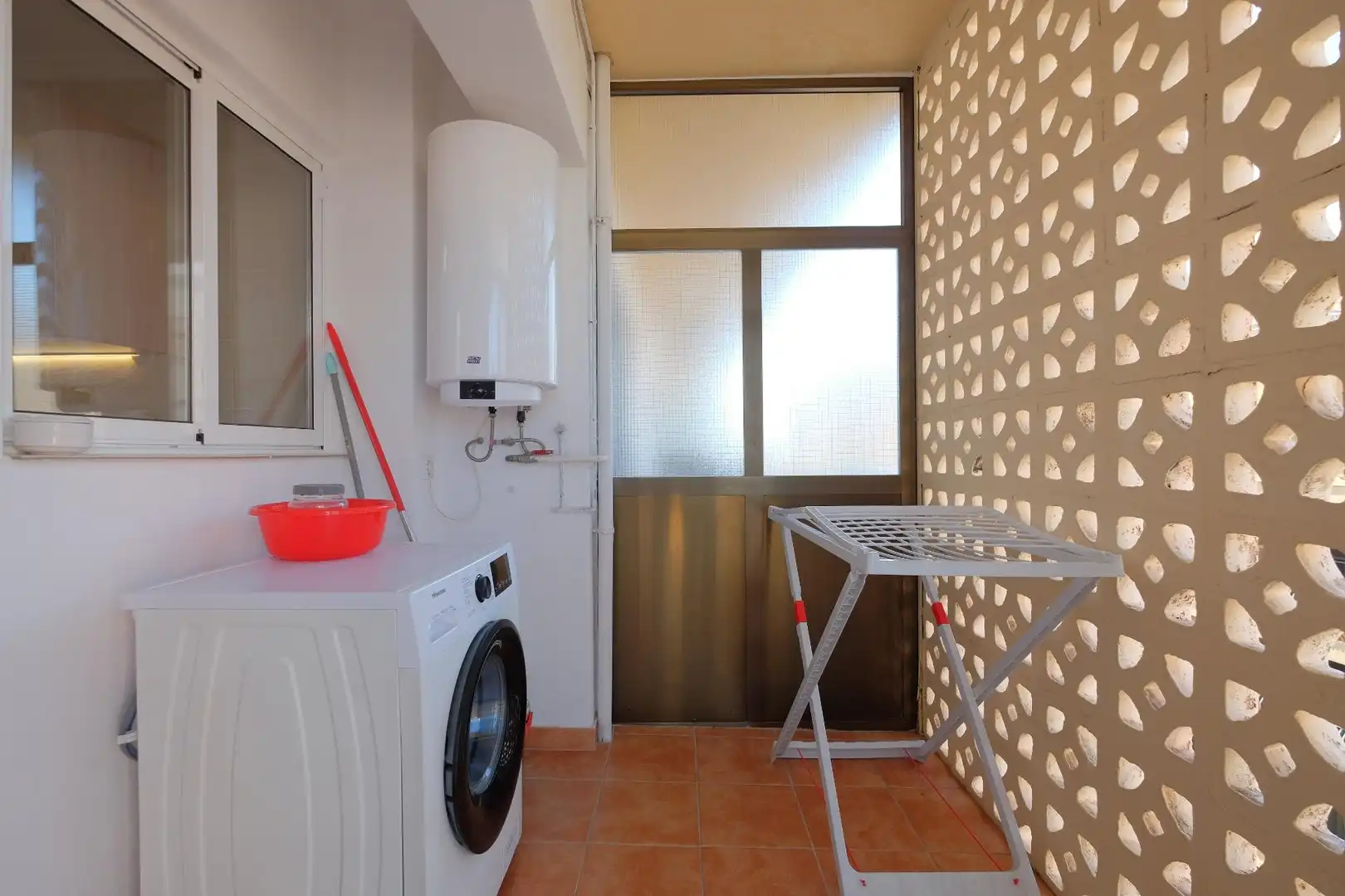 Habitación de Apartamento en venta en Calpe / Calp con Terraza y Amueblado