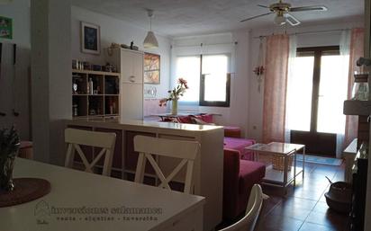 Living room of Single-family semi-detached for sale in Galindo y Perahuy  with Heating, Private garden and Terrace
