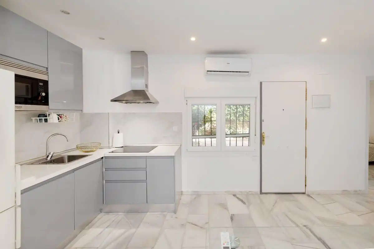 Cocina de Planta baja en venta en Torremolinos con Aire acondicionado, Calefacción y Jardín privado