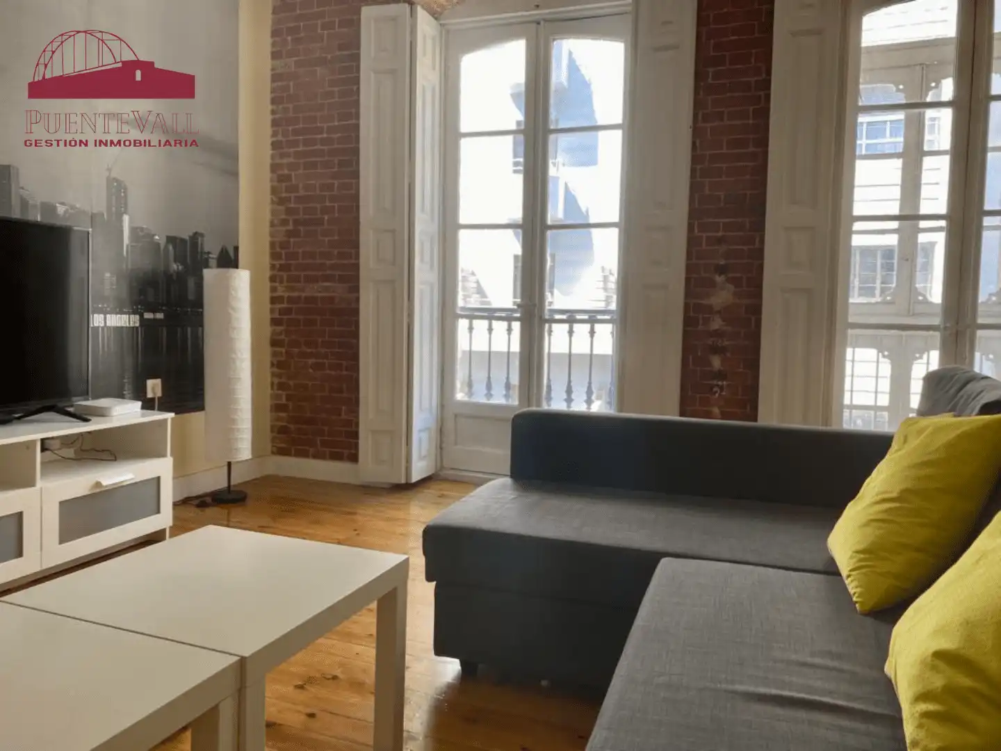 Living room of Flat for rent in Valladolid  with Air Conditioner, Heating and Furnished