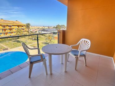Ático con piscina en venta en Las Marinas / Les Marines