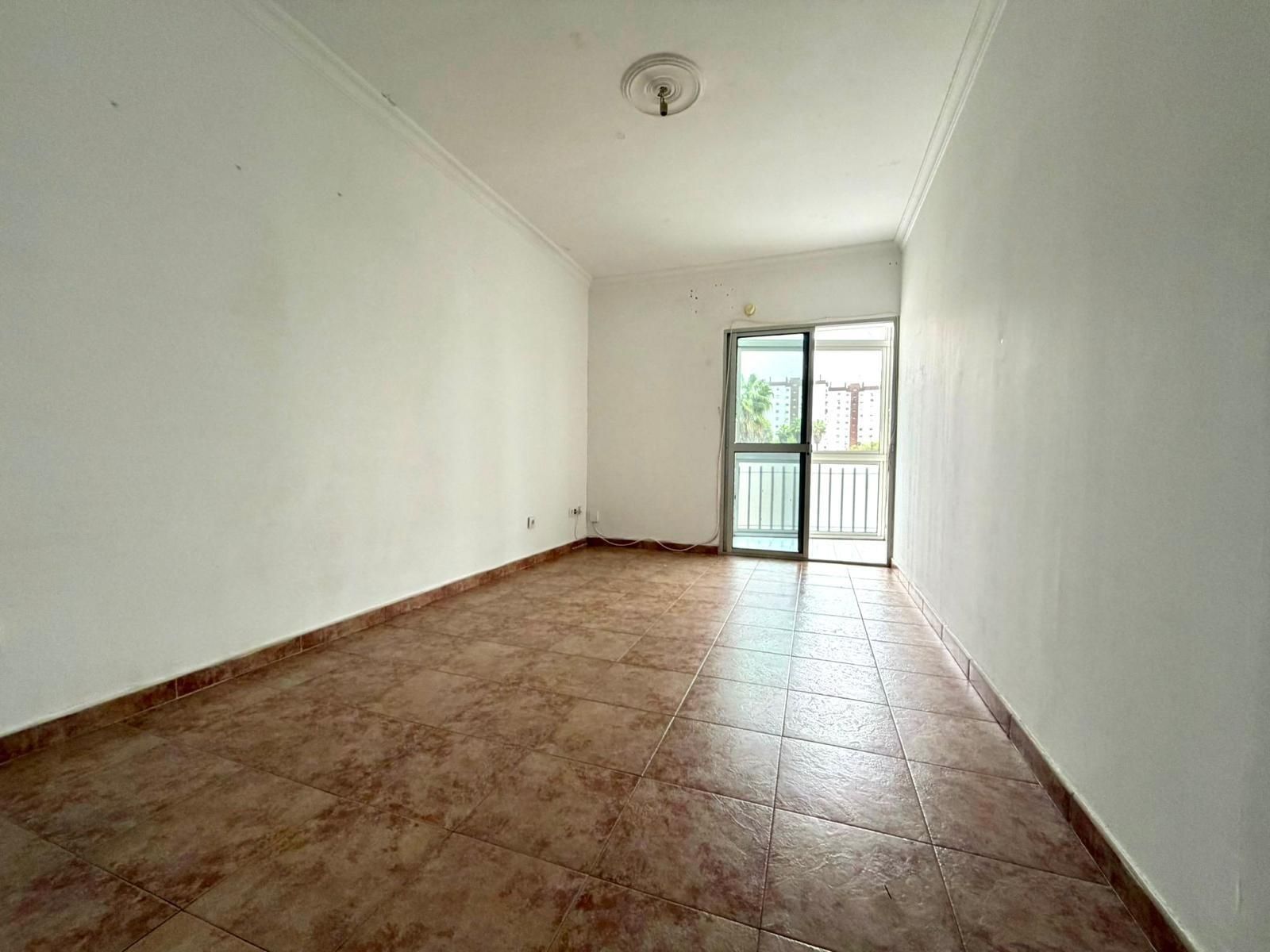 Vista exterior de Pis en venda en Jerez de la Frontera