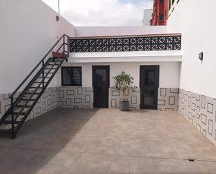 Vista exterior de Casa o xalet de lloguer en San Cristóbal de la Laguna amb Terrassa, Moblat i Forn