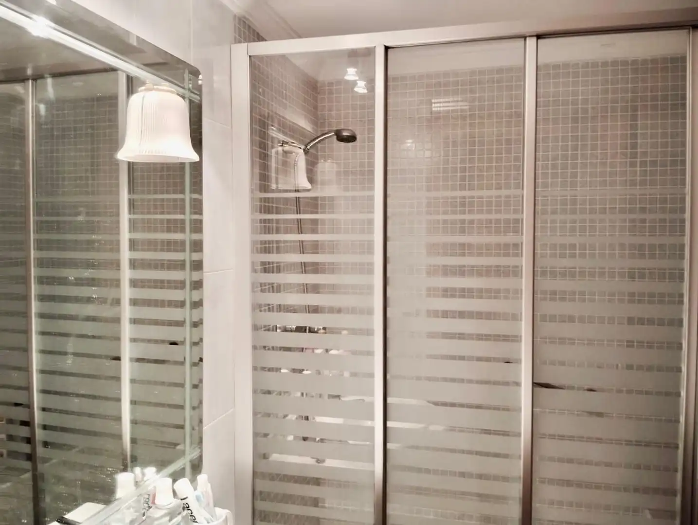 Baño de Piso en venta en Benetússer con Aire acondicionado, Amueblado y Balcón