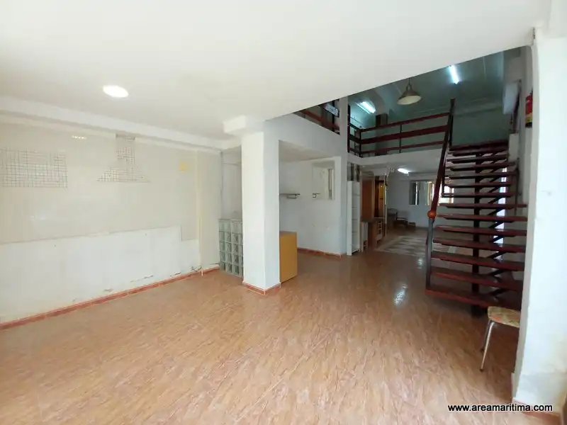 Local de alquiler en Valencia con Aire acondicionado