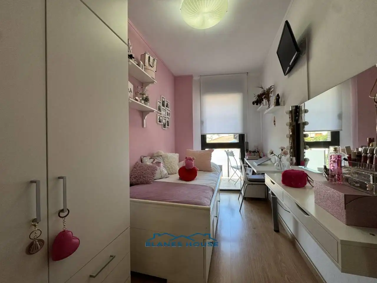 Bedroom of Flat for sale in Tordera  with Air Conditioner, Heating and Parquet flooring
