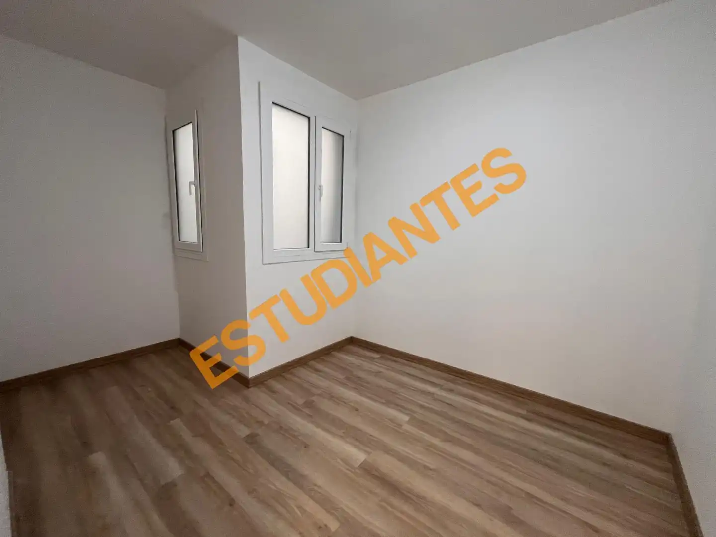 Schlafzimmer von Wohnung zur Miete in Lleida mit Heizung, Parkett und Möbliert