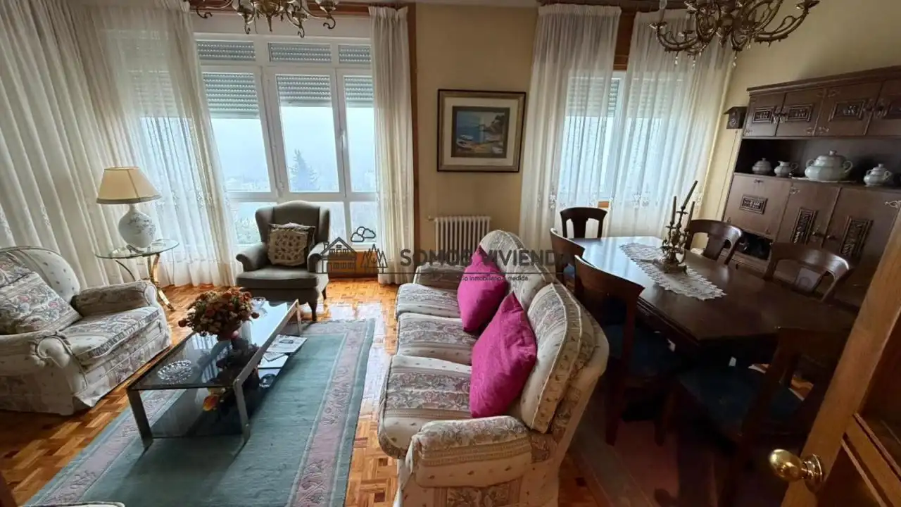 Living room of Houses for sale in Ourense Capital   with Heating, Private garden and Terrace
