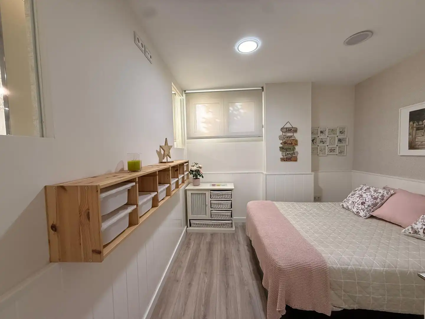 Schlafzimmer von Wohnung zum Verkauf in Córdoba mit Klimaanlage, Privatgarten und Möbliert