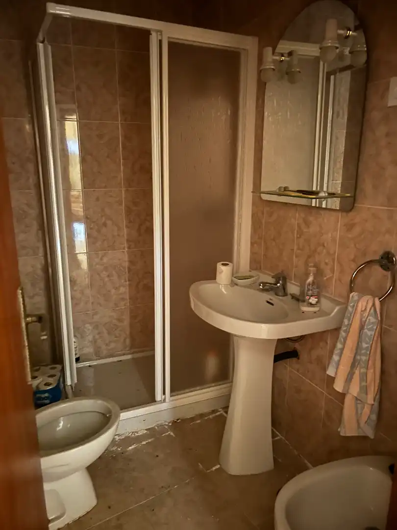 Badezimmer von Haus oder Chalet zum Verkauf in Cenicientos mit Möbliert