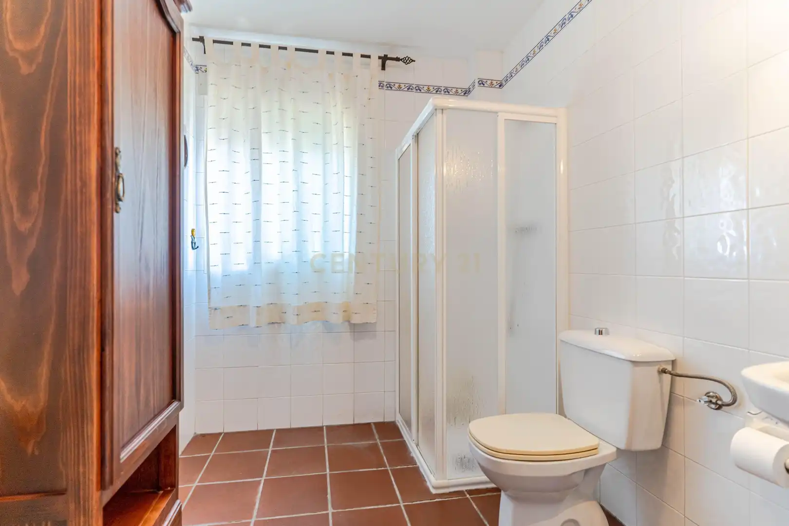 Bany de Casa o xalet en venda en Alfacar amb Jardí privat i Piscina